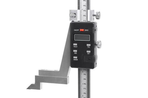 Электронный штангенрейсмас со шкалой ЧИЗ 500 0.01 62633