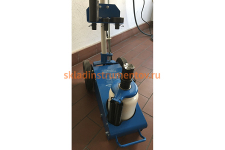 Подкатной пневмогидравлический домкрат 35 т TROMMELBERG SD101903