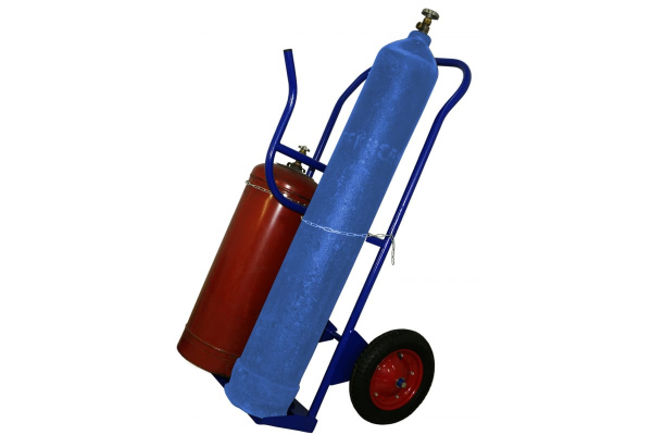 Тележка - сварочный пост RUSKLAD КП 2 У с пневматическими колёсами и системой фиксации баллонов - ремень. Тележка - сварочный пост RUSKLAD КП 2 У с пневматическими колёсами и системой фиксации баллонов - ремень.