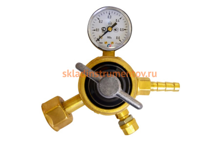 Редуктор для газового баллона (углекислый газ) БАМЗ БУО-5-4 Редуктор для газового баллона (углекислый газ) БАМЗ БУО-5-4