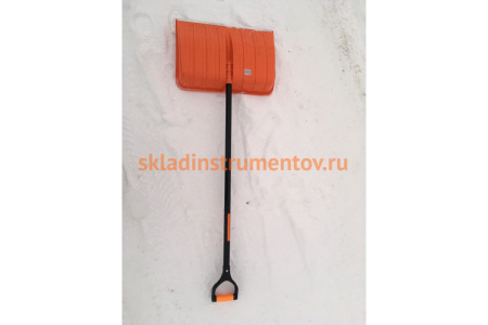 Снеговая лопата Центроинструмент FINLAND ORANGE 1731-Ч