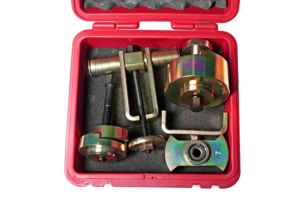 Приспособление для снятия/установки сайлент-блоков подрамника MERCEDES W140,220 JTC 1126