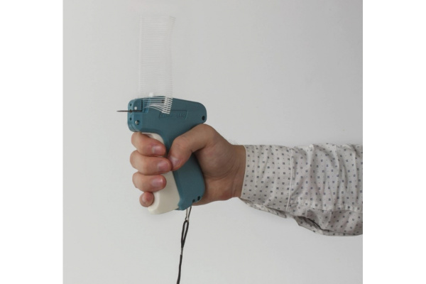 Игловой пистолет-маркиратор BRAUBERG тонкая игла 291038