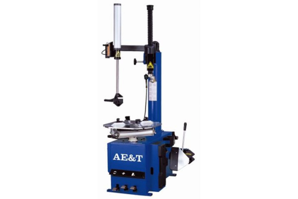 Шиномонтажный станок-полуавтомат с правой рукой с наддувом AE&T M-201ВР1 380В