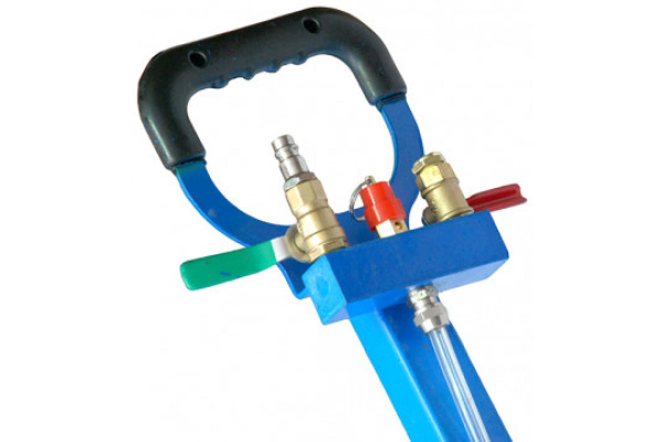 Пневматический 2-секционный домкрат с ручкой AE&T 2т T08102A