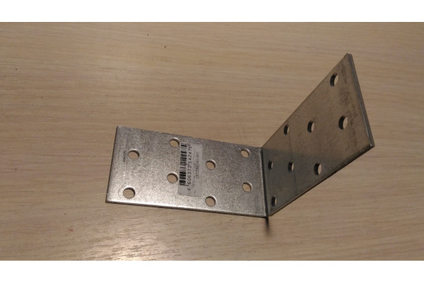 Крепежный угол Зубр МАСТЕР равносторонний 40х80х80мм 1шт 310206-040-080