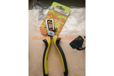 Торцевые кусачки для снятия изоляции Энкор, 150мм 19043