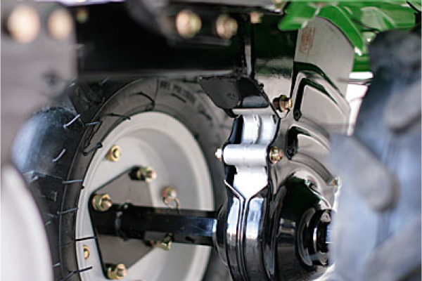 Бензиновый мотоблок (культиватор) Aurora GARDENER 750 SMART 11586 Бензиновый мотоблок (культиватор) Aurora GARDENER 750 SMART 11586