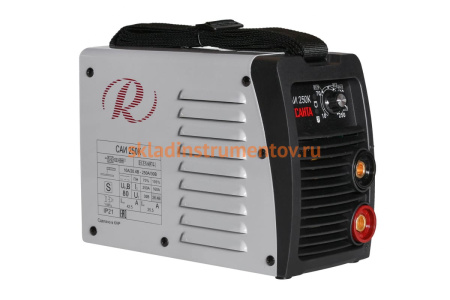 Инверторный сварочный аппарат Ресанта САИ250К Инверторный сварочный аппарат Ресанта САИ250К