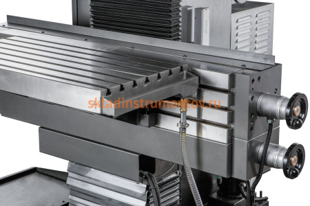 Вертикально-фрезерный станок JET JUTM-1834 Servo DRO 380 В 50000853T