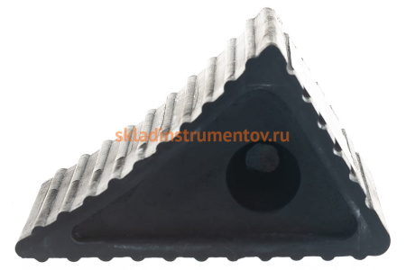 Противооткатный резиновый упор (120х80х70 мм) Ombra OHT4002 55574