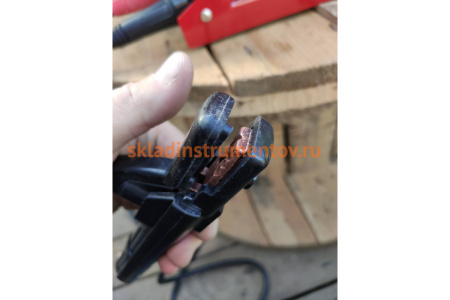 Инверторный сварочный аппарат Зубр 250 А, СА-250