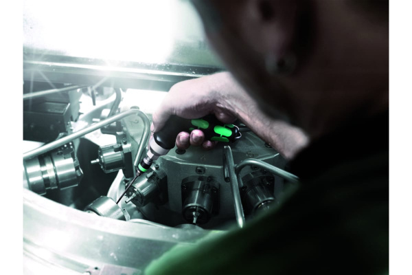 Динамометрическая отвертка, серия 7400 Pistole, 4,0-8,8 NM WERA WE-074705