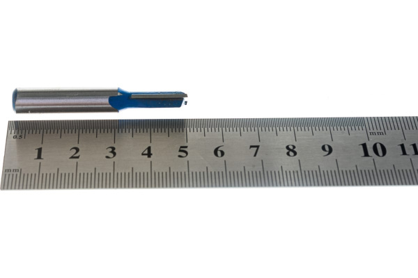 Фреза пазовая прямая ПРОФЕССИОНАЛ (6х16х50 мм; хвостовик 8 мм) Зубр 28753-6-16