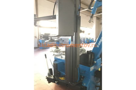 Пневматическое устройство третья рука правосторонняя установка Trommelberg PL1350