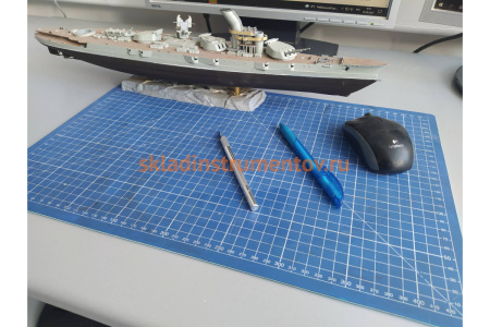 Непрорезаемый коврик Зубр Эксперт 3 мм цвет синий 450x300 мм 09902