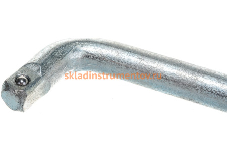 Ключ с присоединительным квадартом НИЗ изогнутый, 200 мм, на подвесе 21516025
