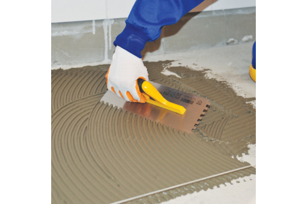 Зубчатая гладилка DEKOR HASSAN 120х300мм квадратный зуб 8х8мм 128