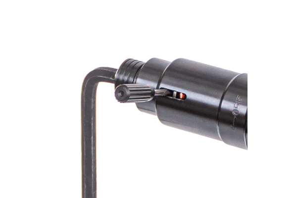 Прямой композитный пневмошуруповерт Byemax BM-82-8423F