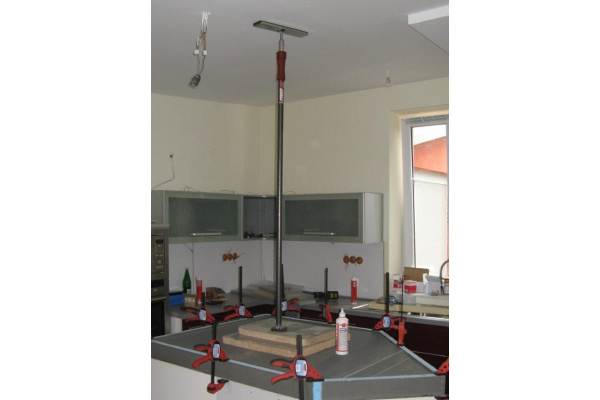 Телескопическая распорка Piher Multi Prop, 60-100см 30010