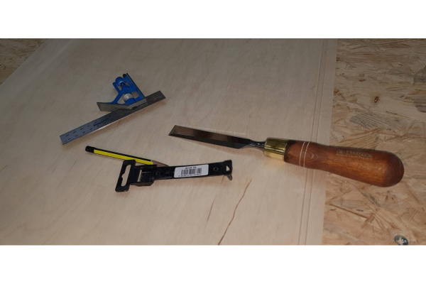 Плоская стамеска с ручкой NAREX WOOD LINE PLUS 20 мм 811670