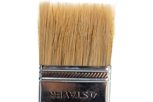 Плоская кисть STAYER UNIVERSAL-MASTER светлая натуральная щетина 50мм 0107-50_z01