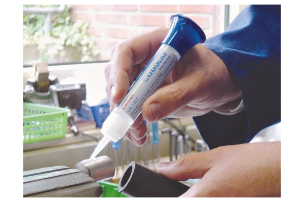 Цианоакрилатный клей WEICON Contact VA 1401 30 г (основа - этилат) wcn12054030