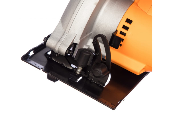 Дисковая пила ВИХРЬ ДП-160/1300 72/11/4