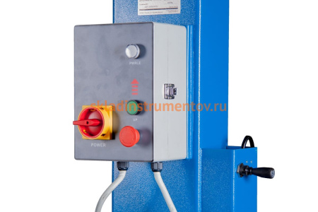 Стоечный подъемник под сход-развал СТАНКОИМПОРТ 4,5 т., 380В ПГ4-4.5М