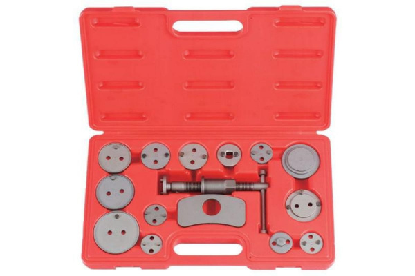 Универсальный набор для сведения тормозных цилиндров 13шт FORCE 65802