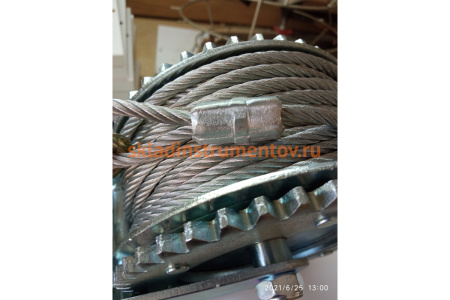 Ручная барабанная лебедка TOR ЛН-1200 (LHW) г/п 0,5 т, длина троса 20 м 113053