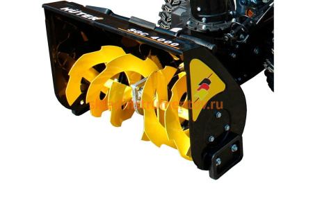 Бензиновый снегоуборщик Huter SGC 4000