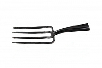 Четырехрогие вилы без черенка Садовник MATRIX 63834