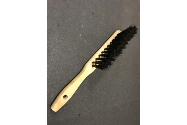 Трехрядная щетка-сметка с деревянной ручкой 280 мм SANTOOL 080514-028-003