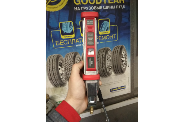 Пистолет для подкачки колес грузовых авто NORDBERG Ti9