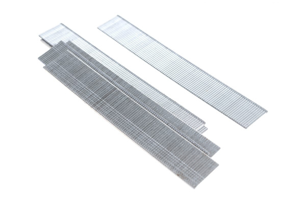 Гвозди ЗУБР тип 300, 20 мм, особотвердые, ПРОФЕССИОНАЛ, 5000 шт 31830-20