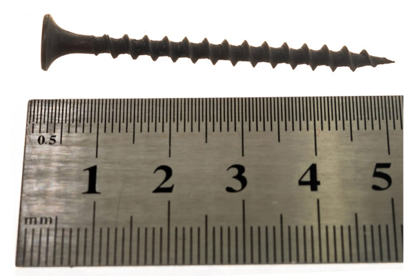 Фосфатированные саморезы по дереву Зубр с крупной резьбой PH2 3,5x51 мм 750 шт 300035-35-051