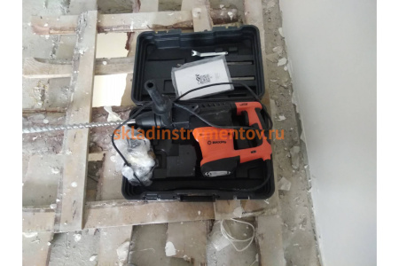 Перфоратор ВИХРЬ П-1200К-М 72/3/3