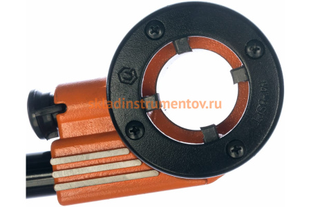 Набор клуппов для нарезания резьбы Центроинструмент 0539