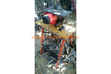 Верстак-тиски SPARTA 257055