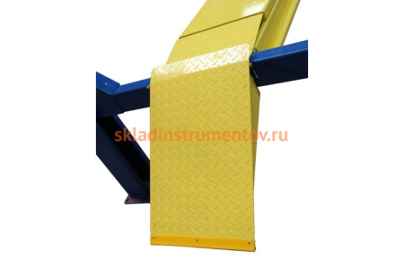 4-х стоечный подъемник для сход-развала с траверсой 380В AE&T F3.5-4