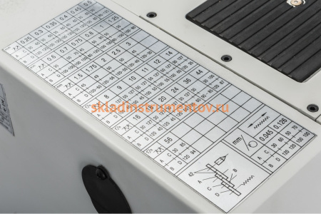 Токарный станок по металлу с УЦИ, зона обработки 210х450мм, 230 В JET BD-8A DRO 50000548M