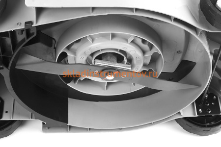 Бензиновая газонокосилка Зубр МАСТЕР ГКБ-400П