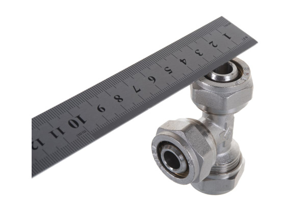 Тройник соединительный (20х20х20 мм; 2 мм; цанга-цанга) для трубопровода Зубр 51403-20