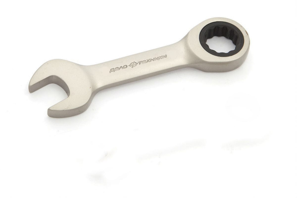 Комбинированный трещоточный короткий ключ 10 мм ДТ 200/5 Дело Техники 515610