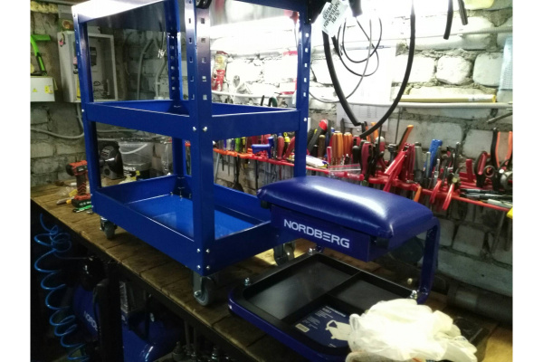 Ремонтное сиденье на колесах с выдвижным ящиком NORDBERG N30S1