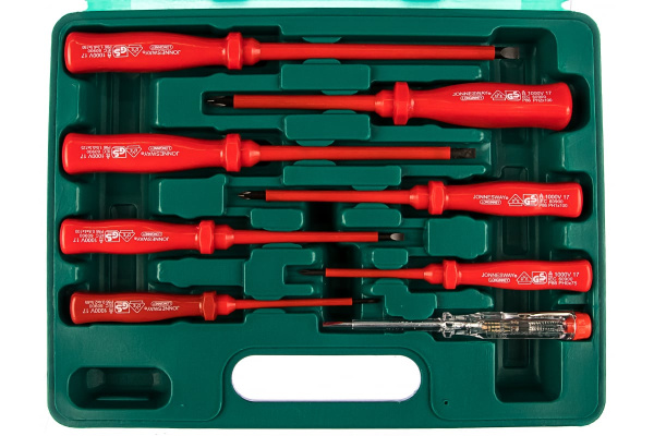 Набор диэлектрических отверток SL 0,4х2,5х85-1,2х6,5х150 и PH Jonnesway D02AP08S