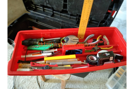 Ящик для инструментов 600x305x295мм +лоток + органайзер + 2 съемных органайзера Tayg 168000