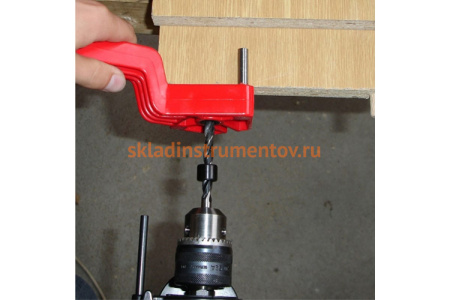 Кондуктор для мебельных шкантов NAREX 872100