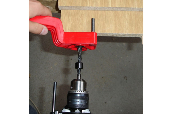 Кондуктор для мебельных шкантов NAREX 872100